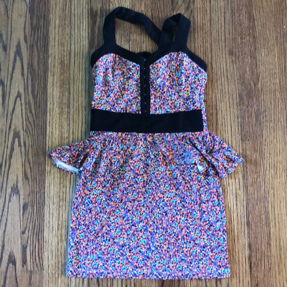 H&M Size 6 Bodycon Cross Back Dress